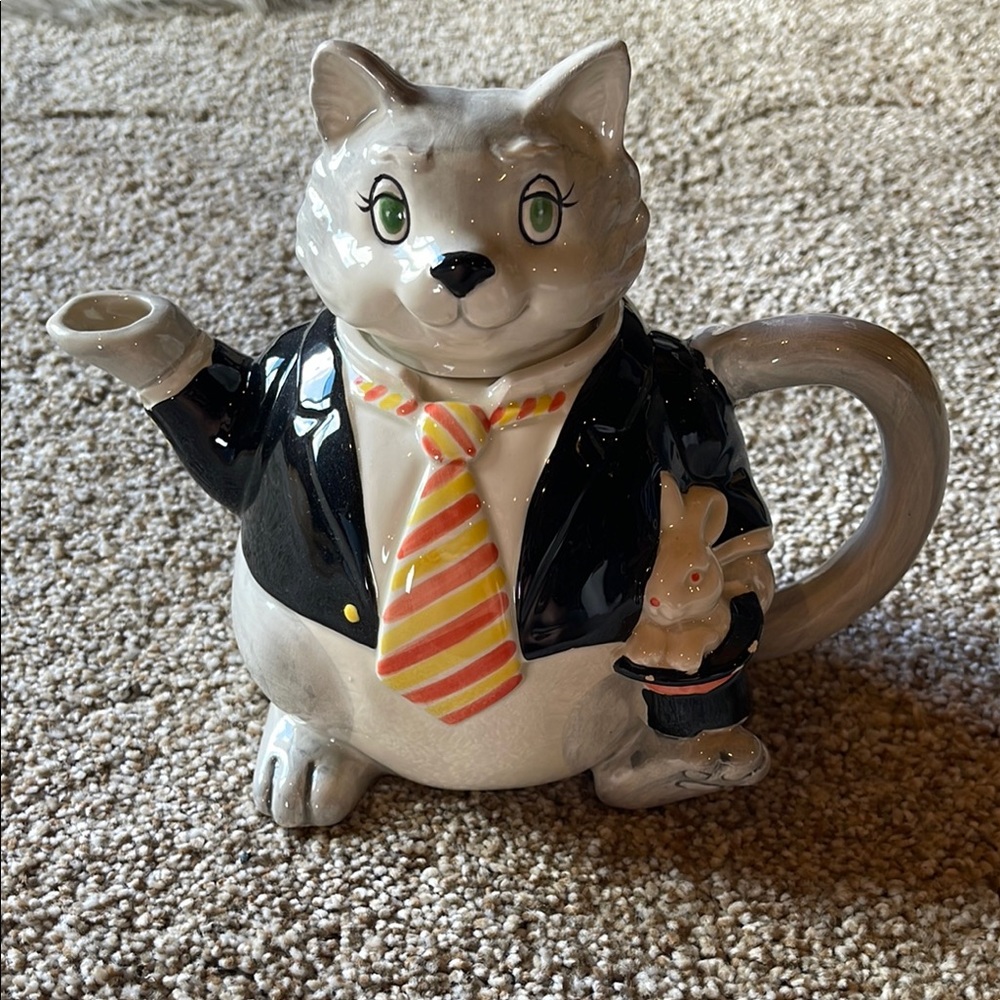 Charming Cat Teapot with Striped Tie